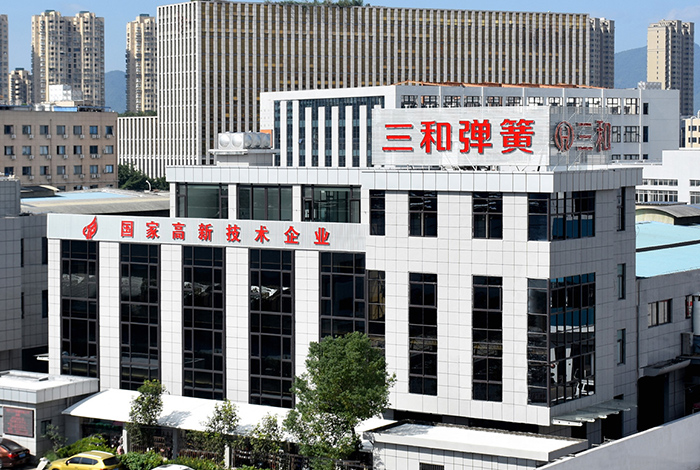 移動(dòng)式螺桿空壓機(jī)（節(jié)能型50%）